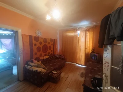 Продаж 2кім квартири 2/3
