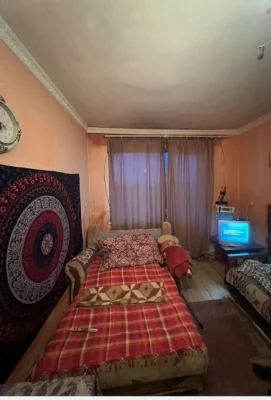 Продаж 2кім квартири 2/3