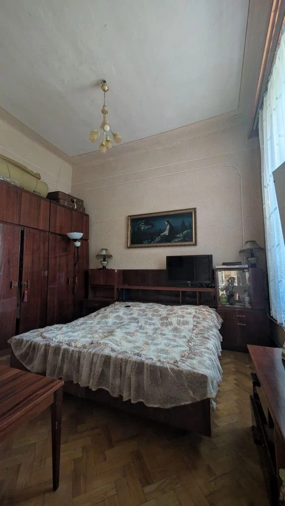 Продаж 3-х кімнатної квартири вул.Сільвая