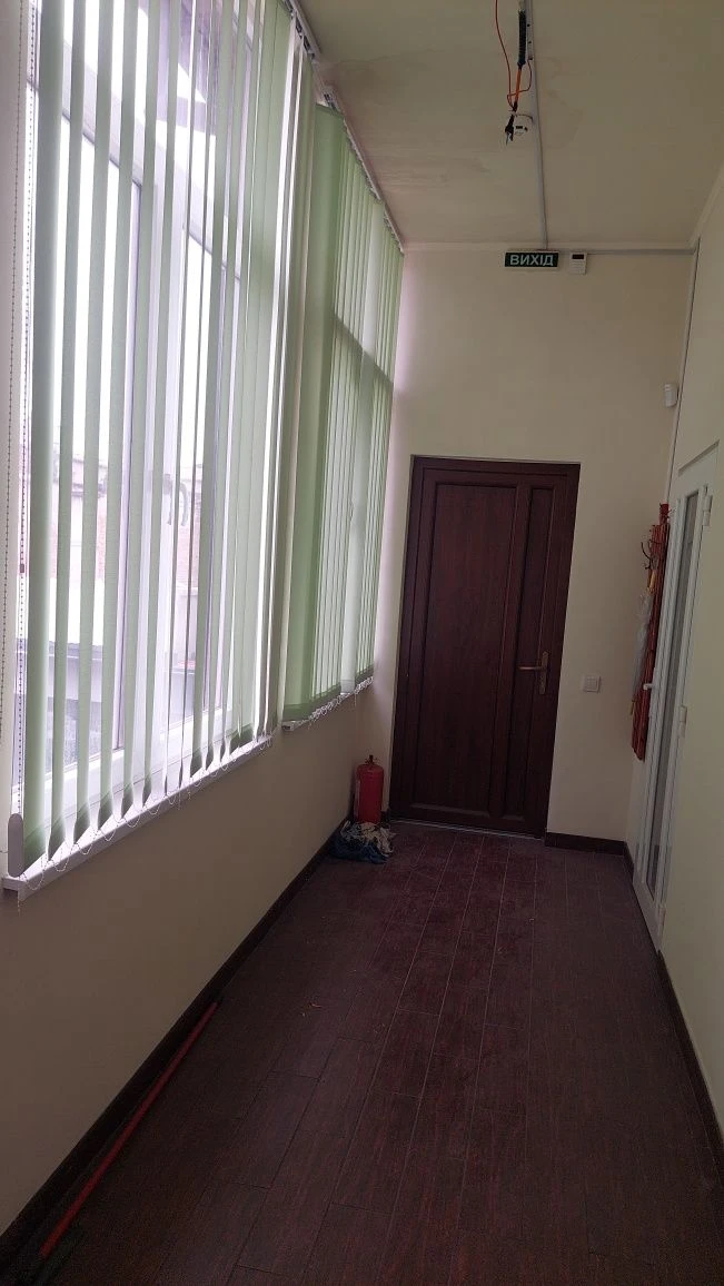 Продается 1-комнатная студия 51 кв. м, улица Латоричный двор.