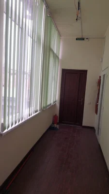 Продается 1-комнатная студия 51 кв. м, улица Латоричный двор.