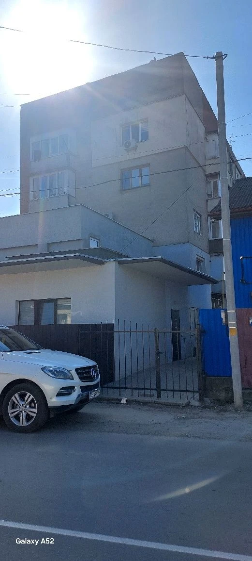For sale, two-story new building in the city of Mukachevo, Warsaw Street.