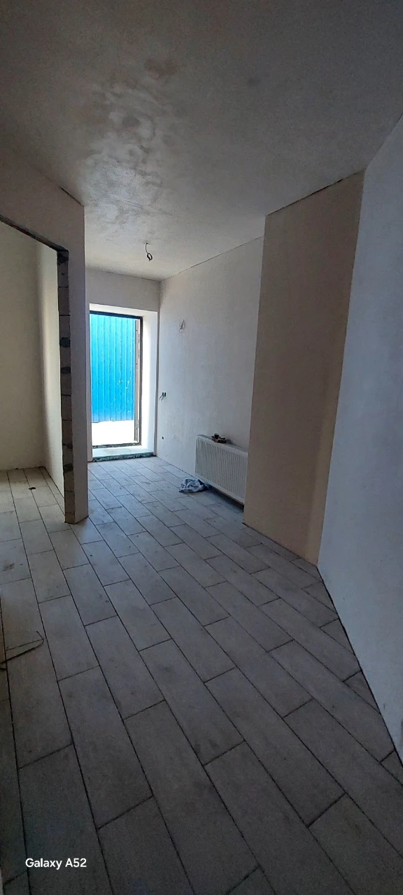 For sale, two-story new building in the city of Mukachevo, Warsaw Street.