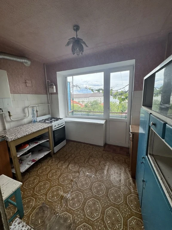 Sale of a 3-bedroom apartment