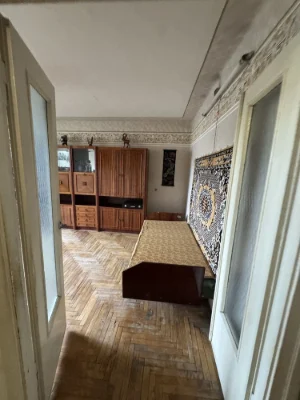Sale of a 3-bedroom apartment