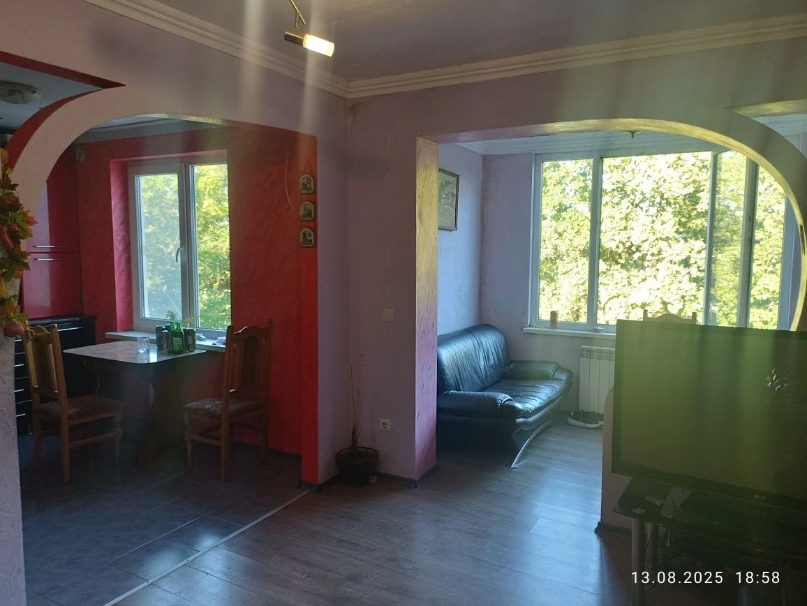 Продажа 4-комнатной квартиры в районе ЕКО