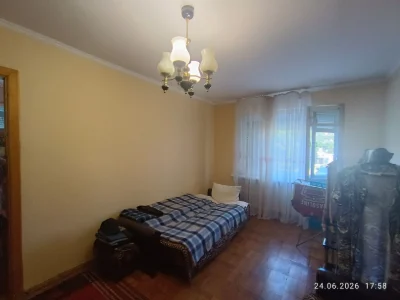 Продаж ДВО кімн Квартири  1/5 ДОСИ