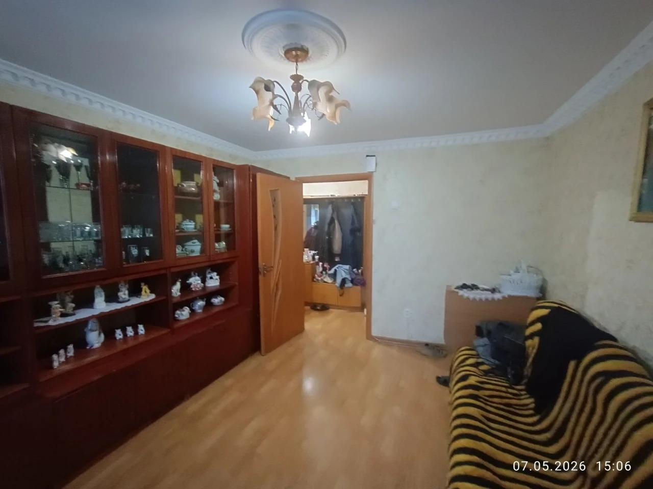 Sale of a 2-bedroom apartment 3/5