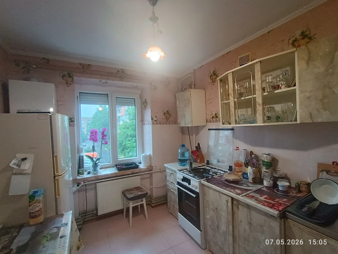 Sale of a 2-bedroom apartment 3/5