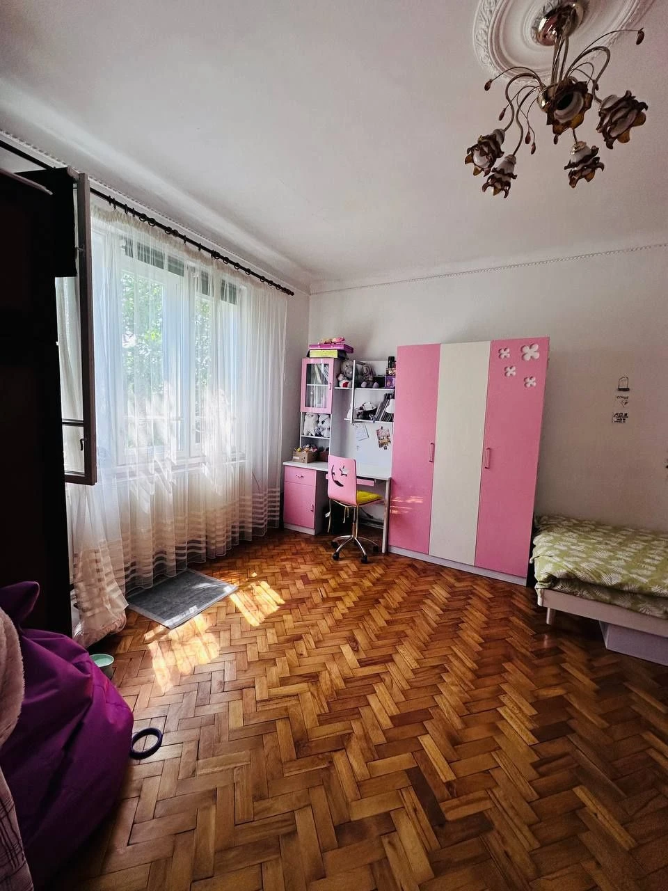 Продаж 3 кімн. Квартири Вул.ПЕТЕФІ