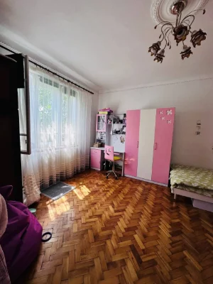 Продаж 3 кімн. Квартири Вул.ПЕТЕФІ