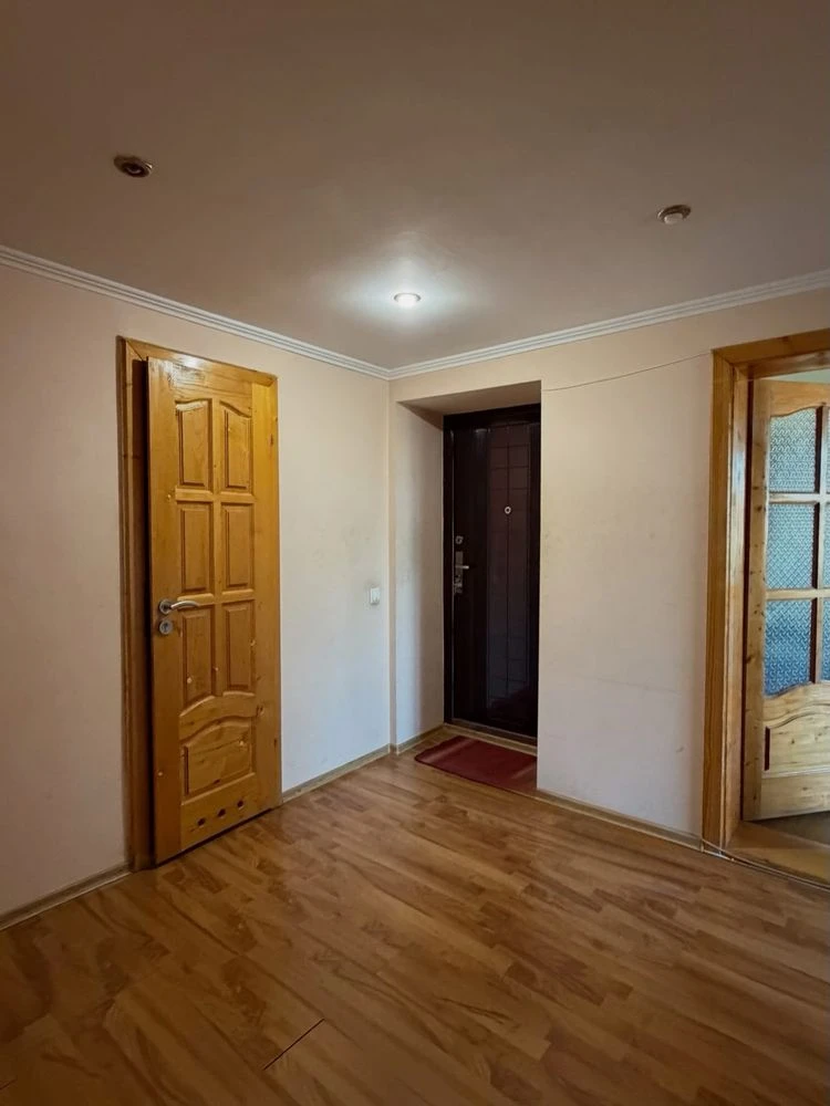 Продається квартира