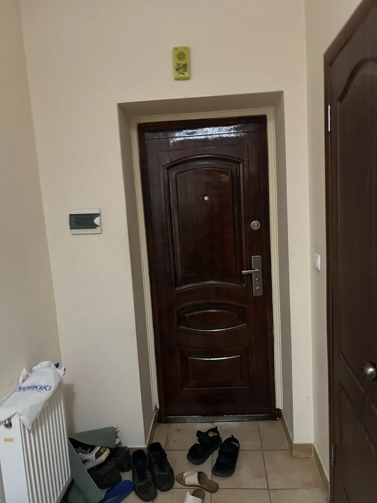 Продаж квартири Росвигово.