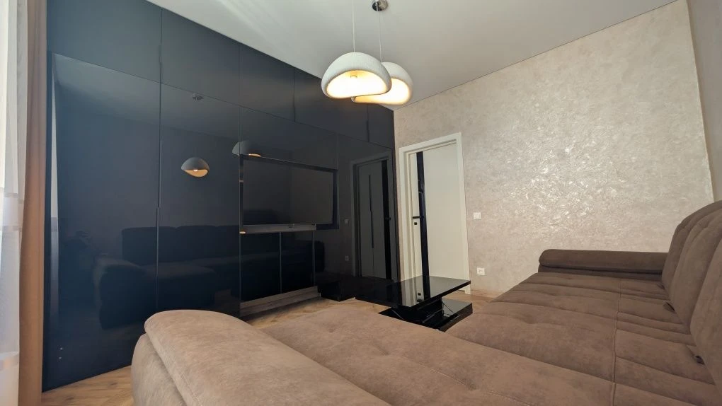 For sale: Stylish apartment in new building