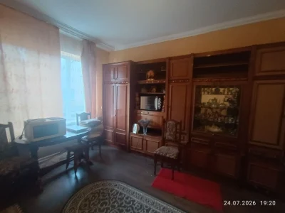 Продається ОДНО-кімнатна квартира Центр