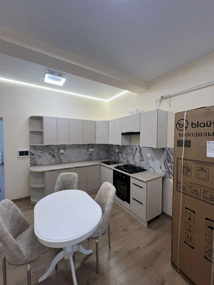Apartment for sale on Yaroslav the Wise Street.