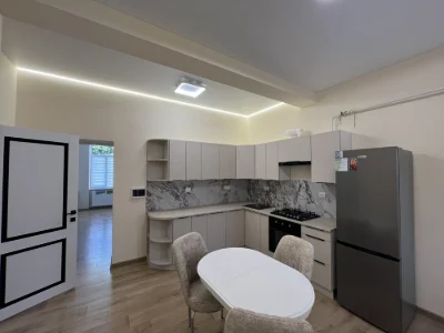 Apartment for sale on Yaroslav the Wise Street.