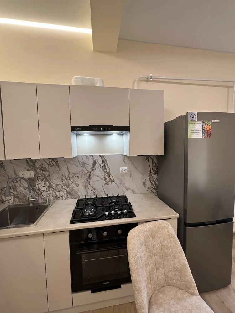 Apartment for sale on Yaroslav the Wise Street.