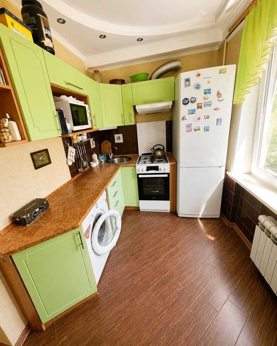 Sale of 2-room apartment. District - Cosmos. With repair