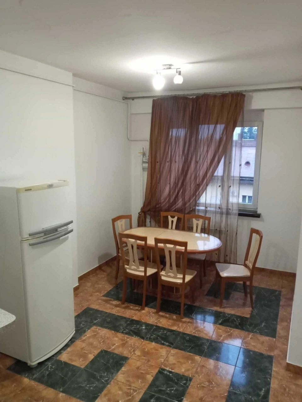 Продаж квартири в ценрі.Чешка