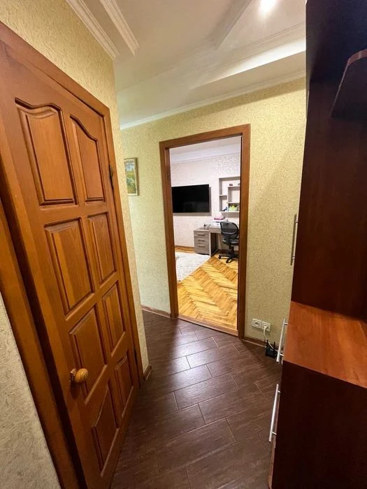Sale of 2-room apartment. District - Cosmos. With repair