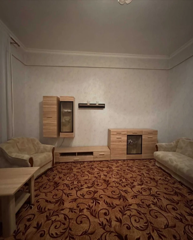Продаж двох квартир