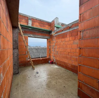 Продається квартира в новобудові, район Росвигово, Мукачево
