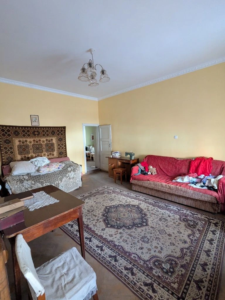 Продам квартиру.