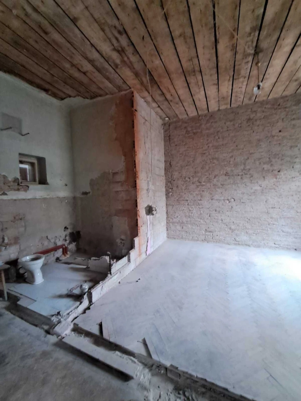 Two-bedroom apartment for sale