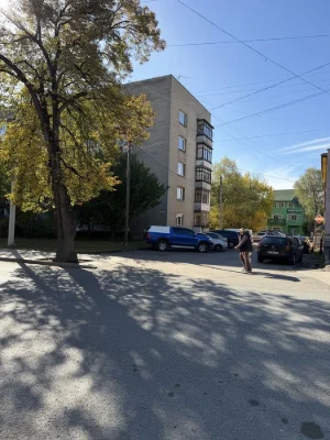 Продаж двох квартир