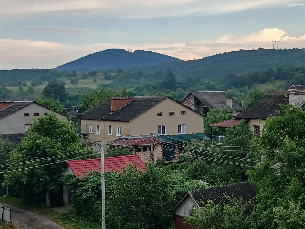Цена снижена! Продаем квартиру под чистовую отделку Свалява