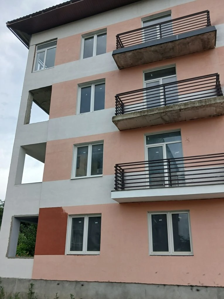 Цена снижена! Продаем квартиру под чистовую отделку Свалява