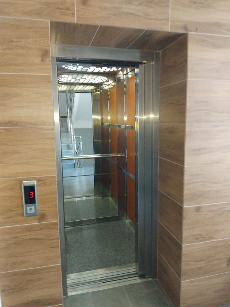 Продаю з газовим опаленням, 72 м², 2 кімнати. Свалява.