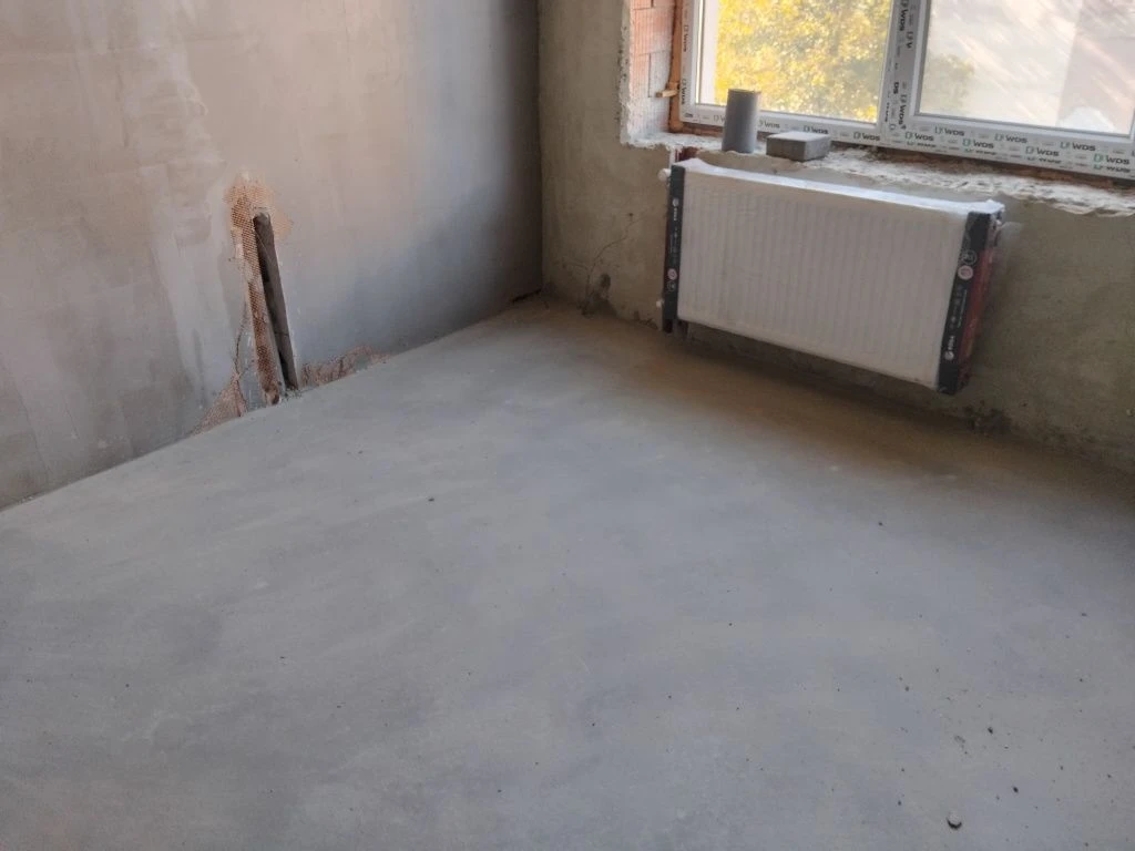 Продаю з газовим опаленням, 72 м², 2 кімнати. Свалява.