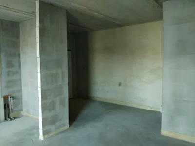 Продаю з газовим опаленням, 72 м², 2 кімнати. Свалява.