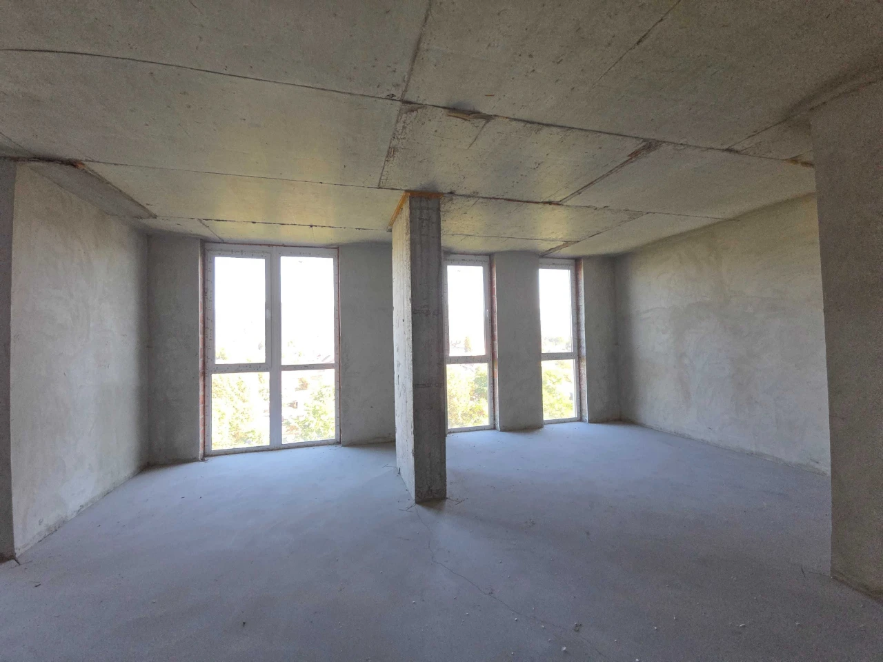Sale of Panoramic 3-room apartment, 3 years old, owned
