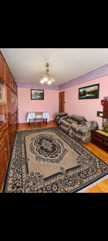 Продается 4-комнатная квартира, центр (Ощадбанк)