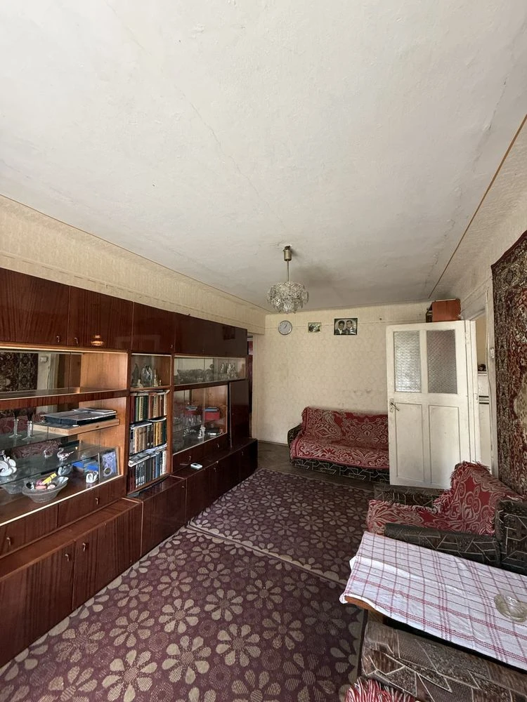 Apartment/Commercial