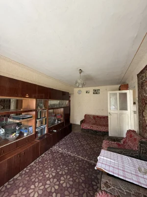 Apartment/Commercial