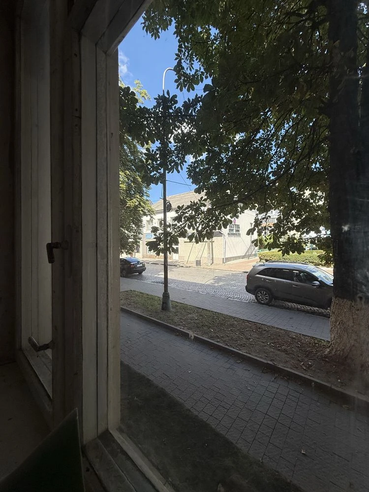 Apartment/Commercial