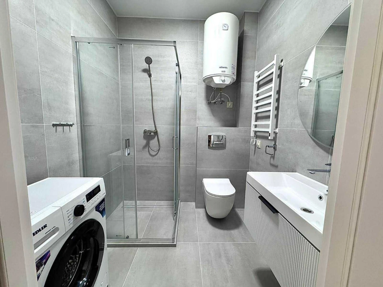 Продаж 1-кв, 40 м², м. Свалява, ЖК "Набережний квартал"