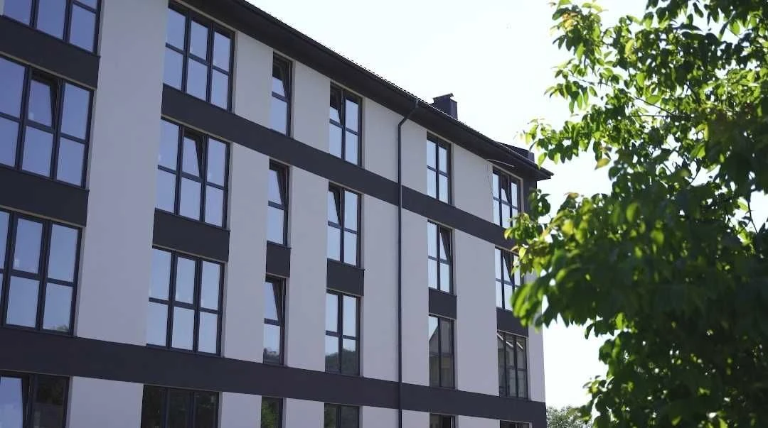 Sale of a new building. "ARENA HILLS" residential complex on the slopes of the mountains, Svalyava.