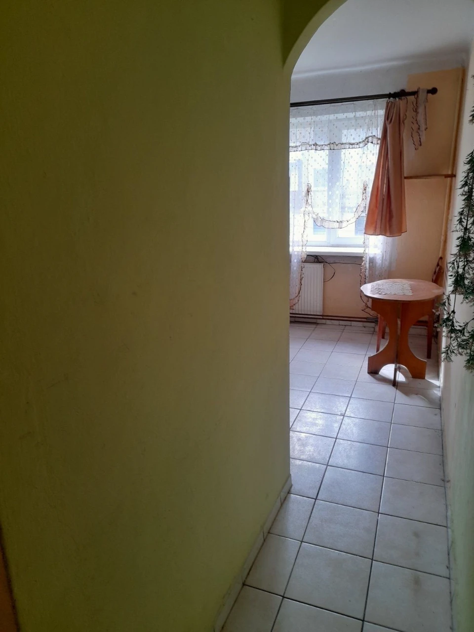 Квартира, 3 комнаты, Свалява