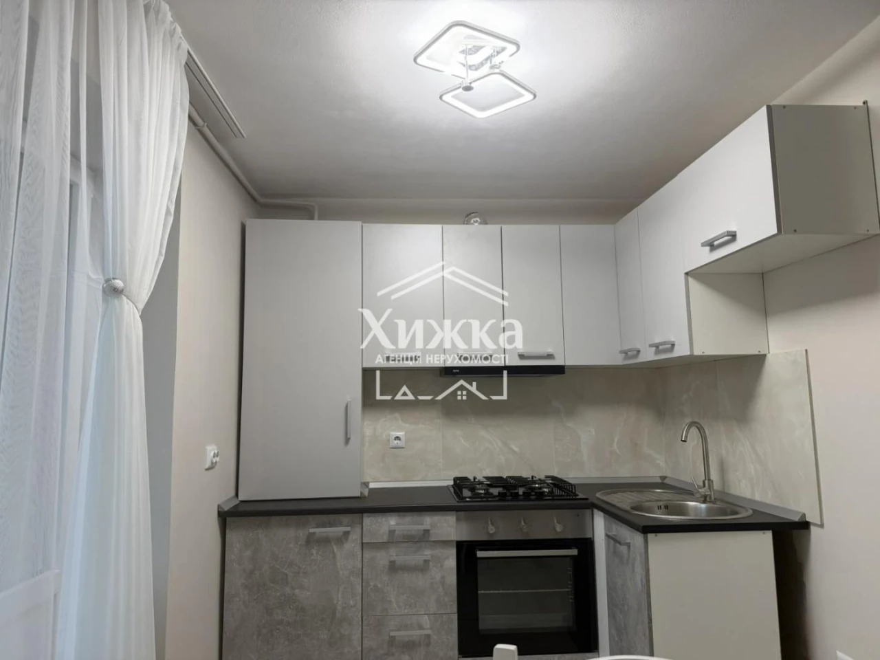 Продається 1 кімнатна квартира у смт. Буштино