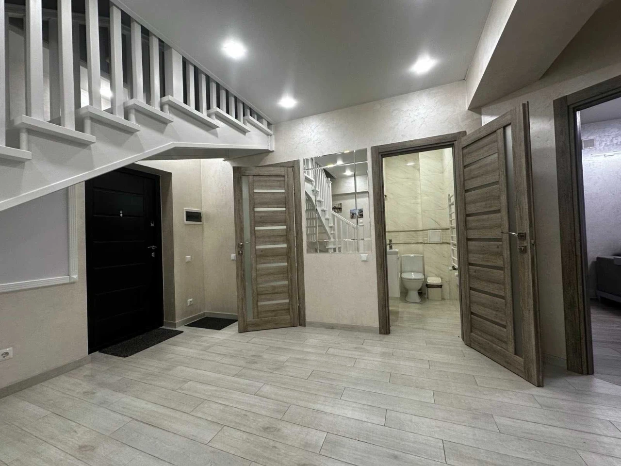 Apartment for sale in the city of Tyach