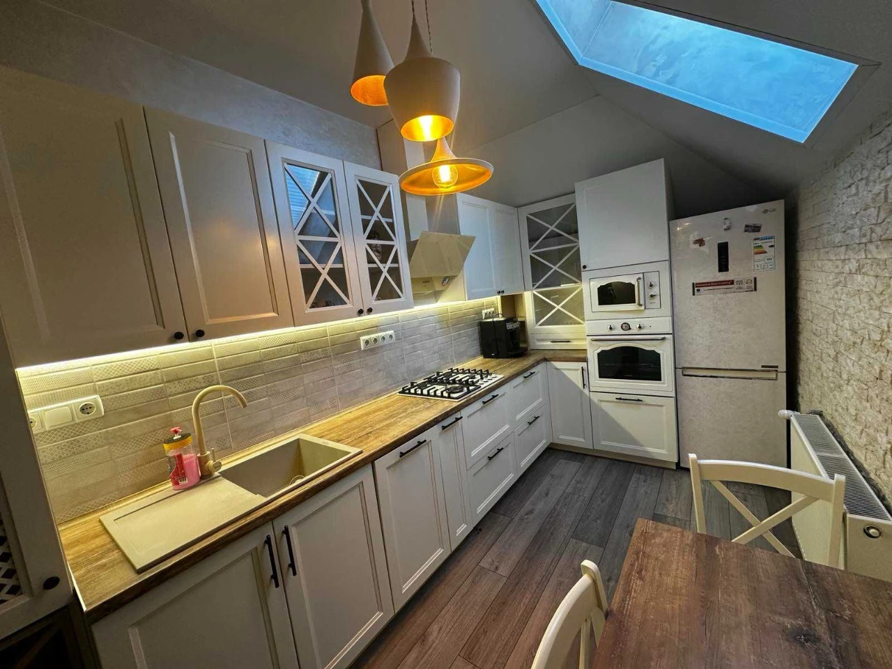 Apartment for sale in the city of Tyach