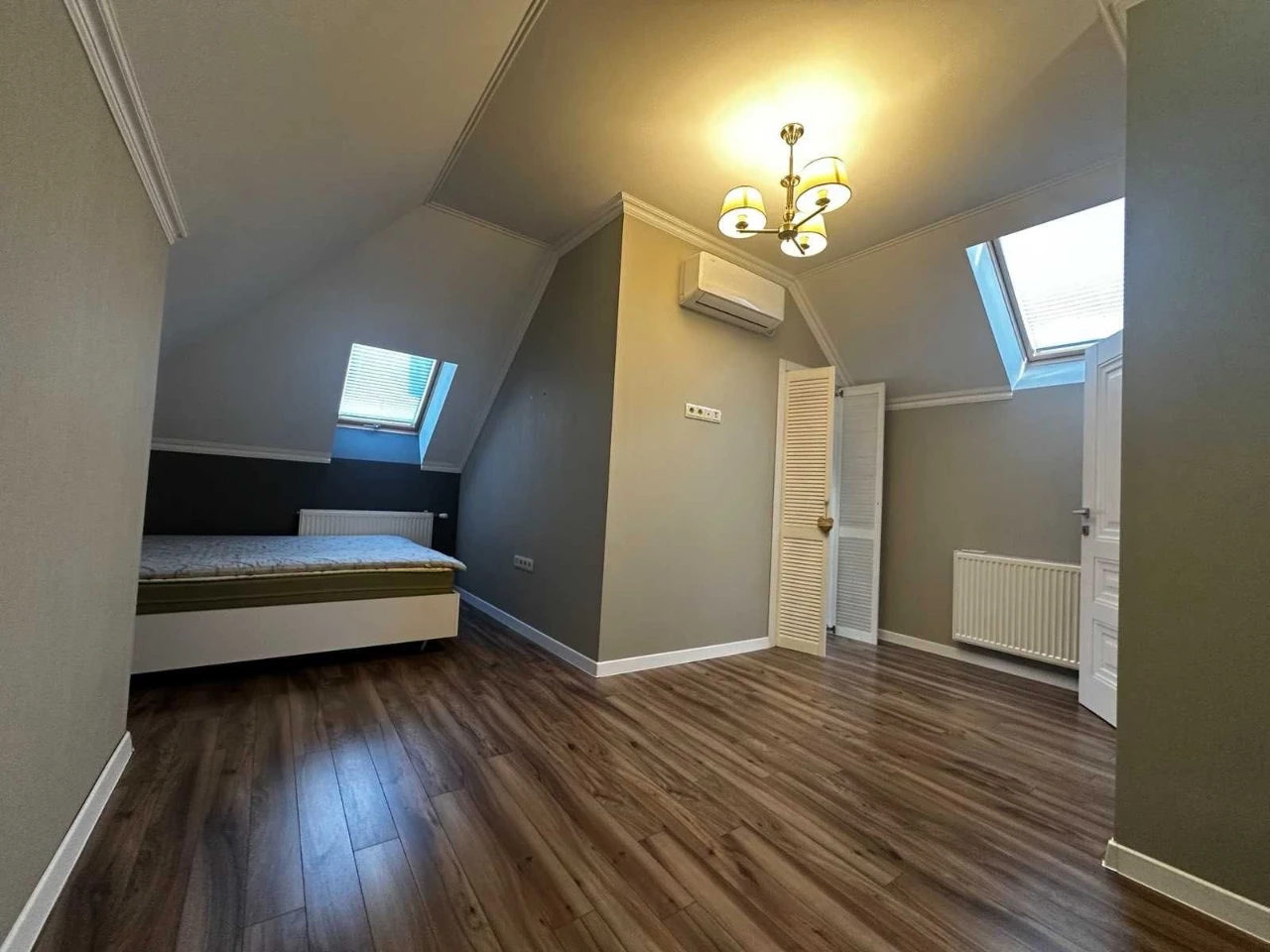 Apartment for sale in the city of Tyach