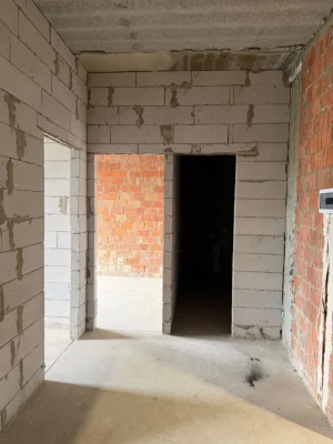 Продається сучасна 2-кімнатна квартира в Тячеві