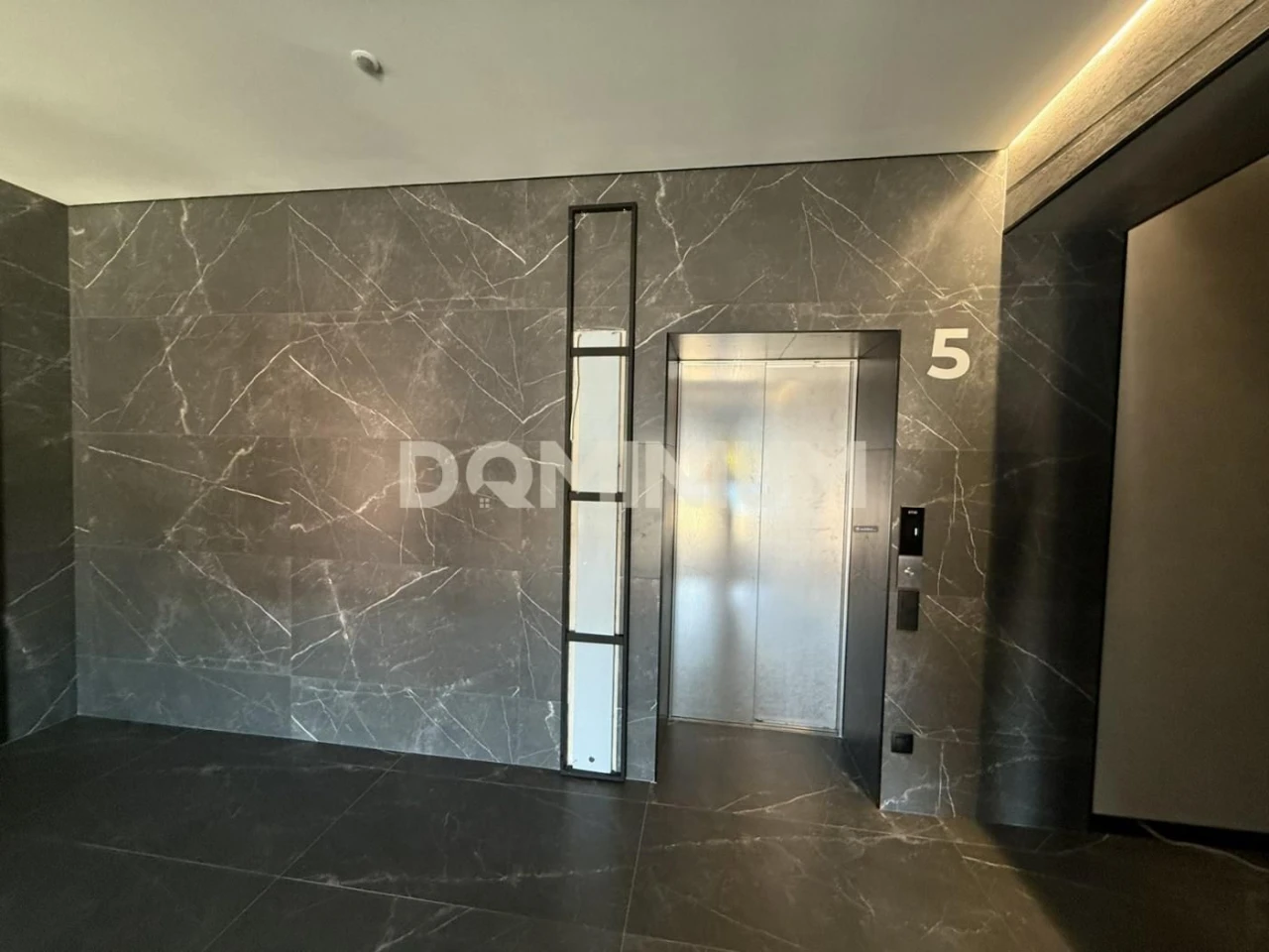 Penthouse for sale in a new building in the city of Uzhok