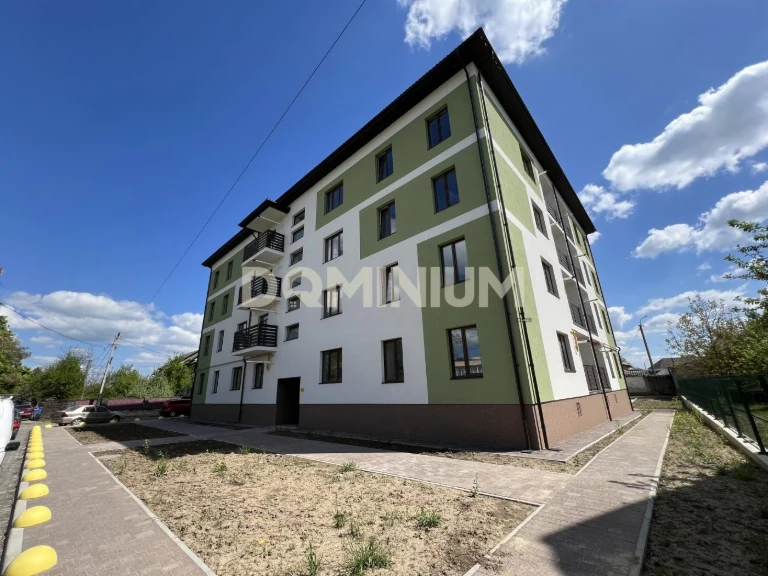 Продається 3-кімнатна квартира в м. Хуст